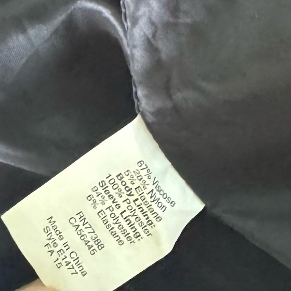 I.CREW WOMEN BEAUTIFUL NAVY BLUE BLAZER, SIZE 12 PETITE - Picture 15 of 17